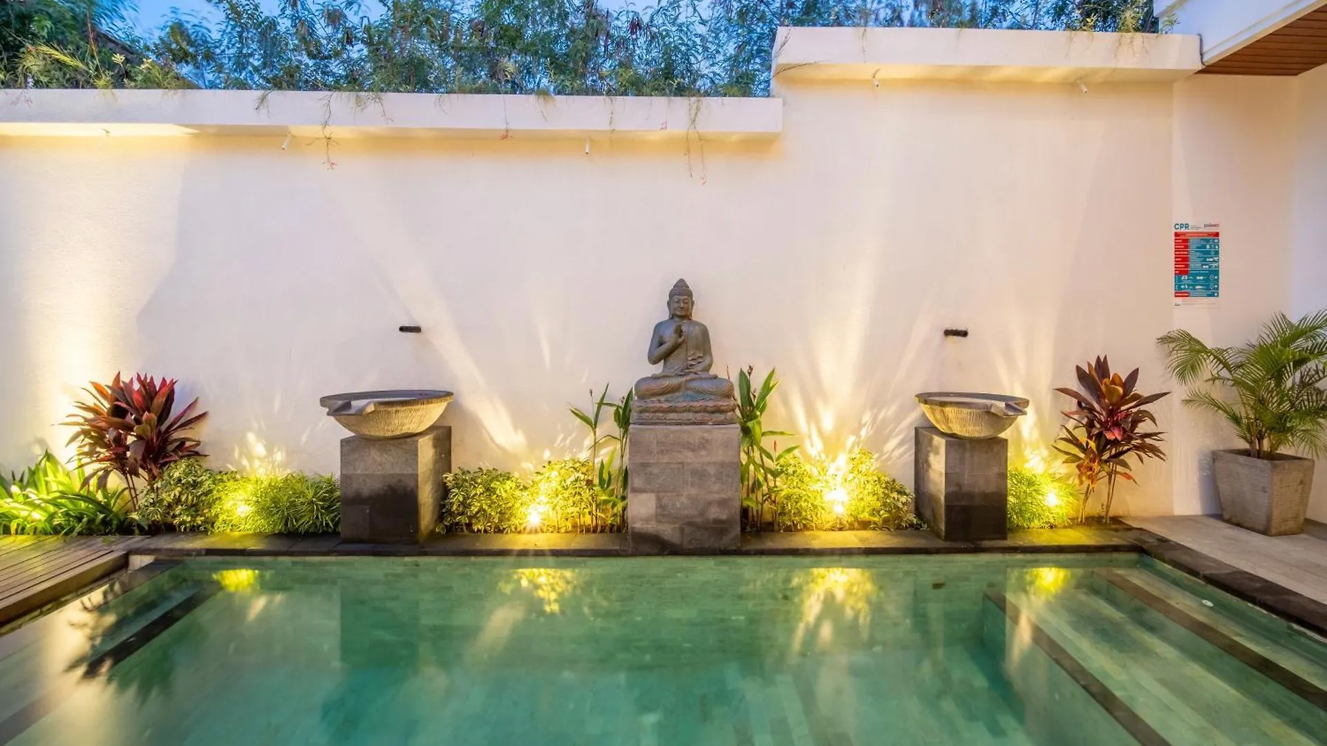 Uluwatu Villa Carina Bali - 4 Bedrooms With Ensuites, Rooftop Sunset Bar, Pool, Workstation, Quiet And Central Ungasan